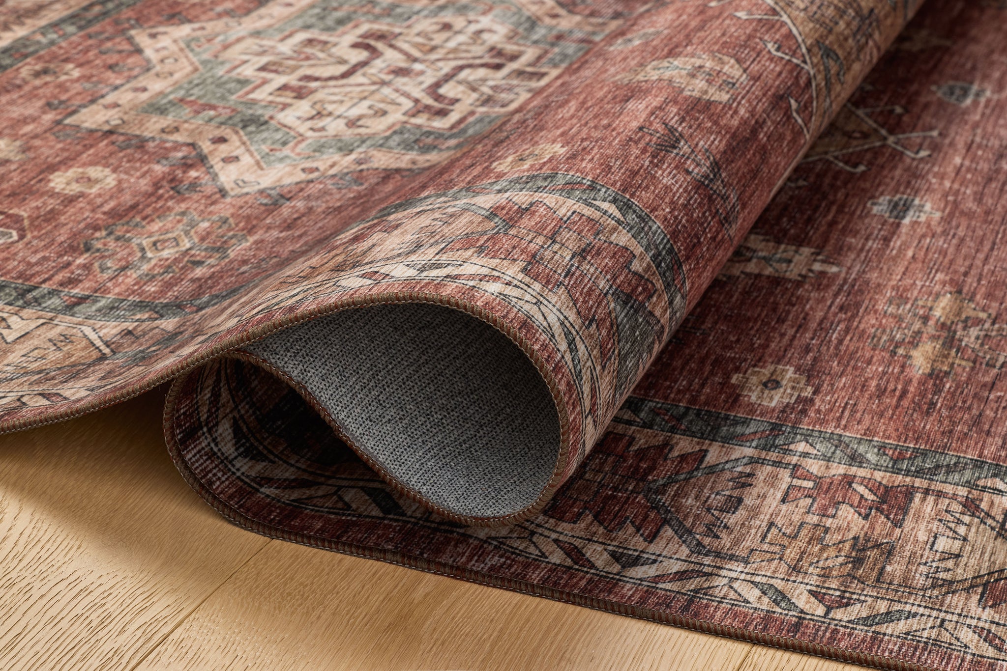 Anniston Spice / Multi shown from a different angle to reveal its pattern.