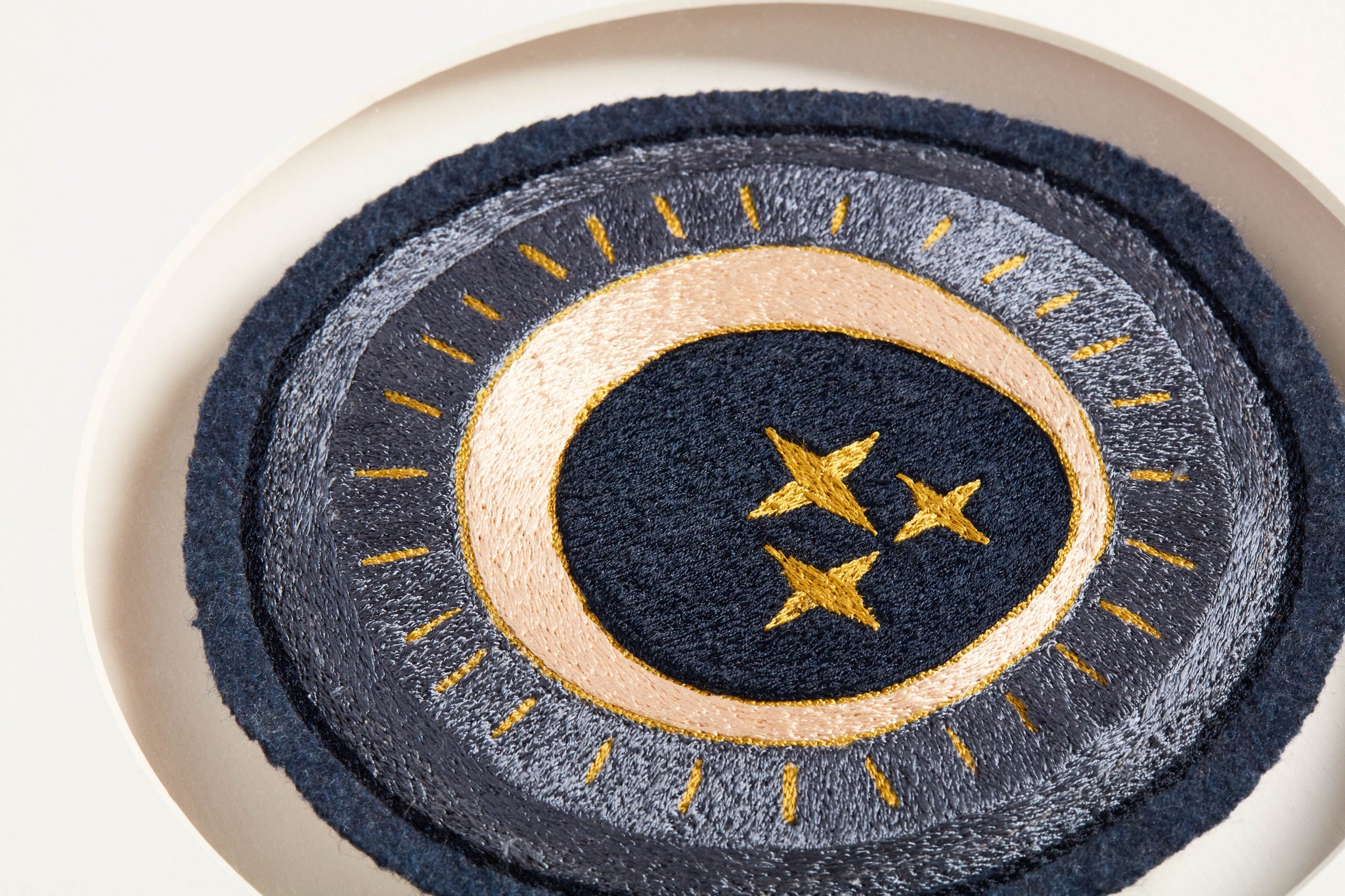 Side view of the Celestial Patch Blue / Ivory artwork.