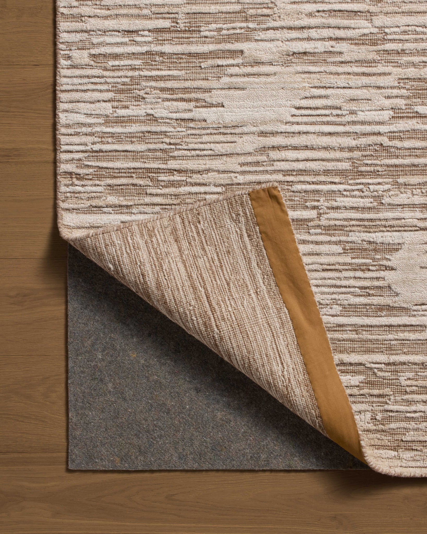 Daniel Natural shown from a different angle to reveal its pattern.