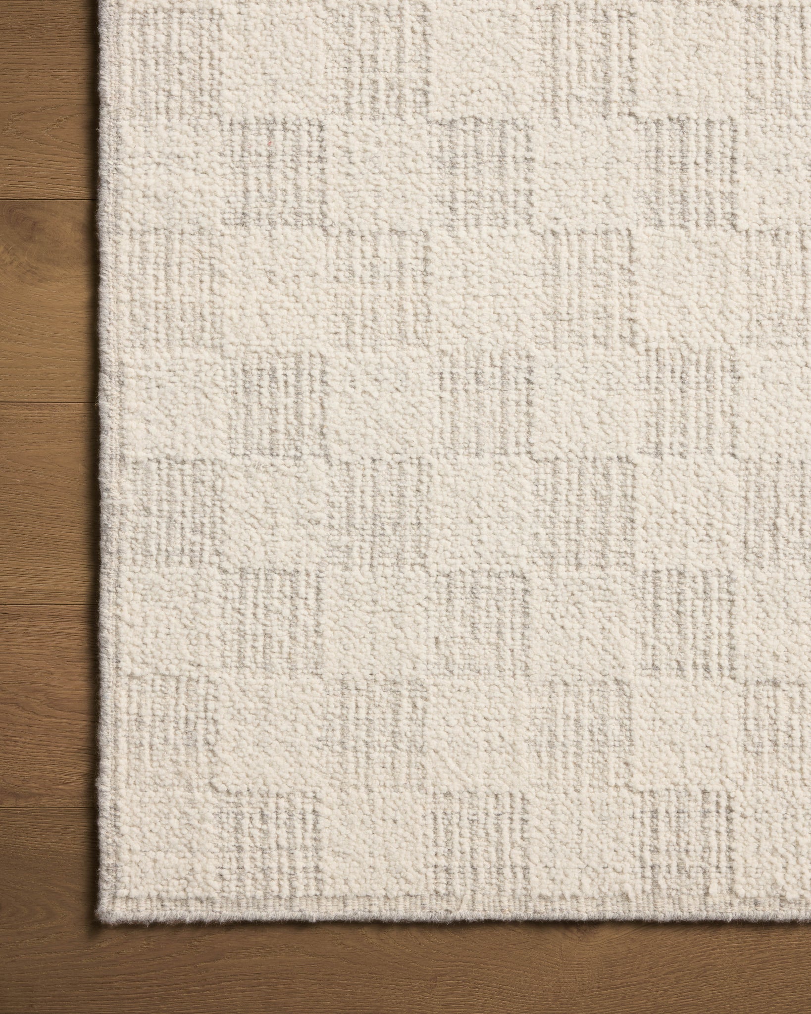 Knox Ivory / Silver shown from a different angle to reveal its pattern.