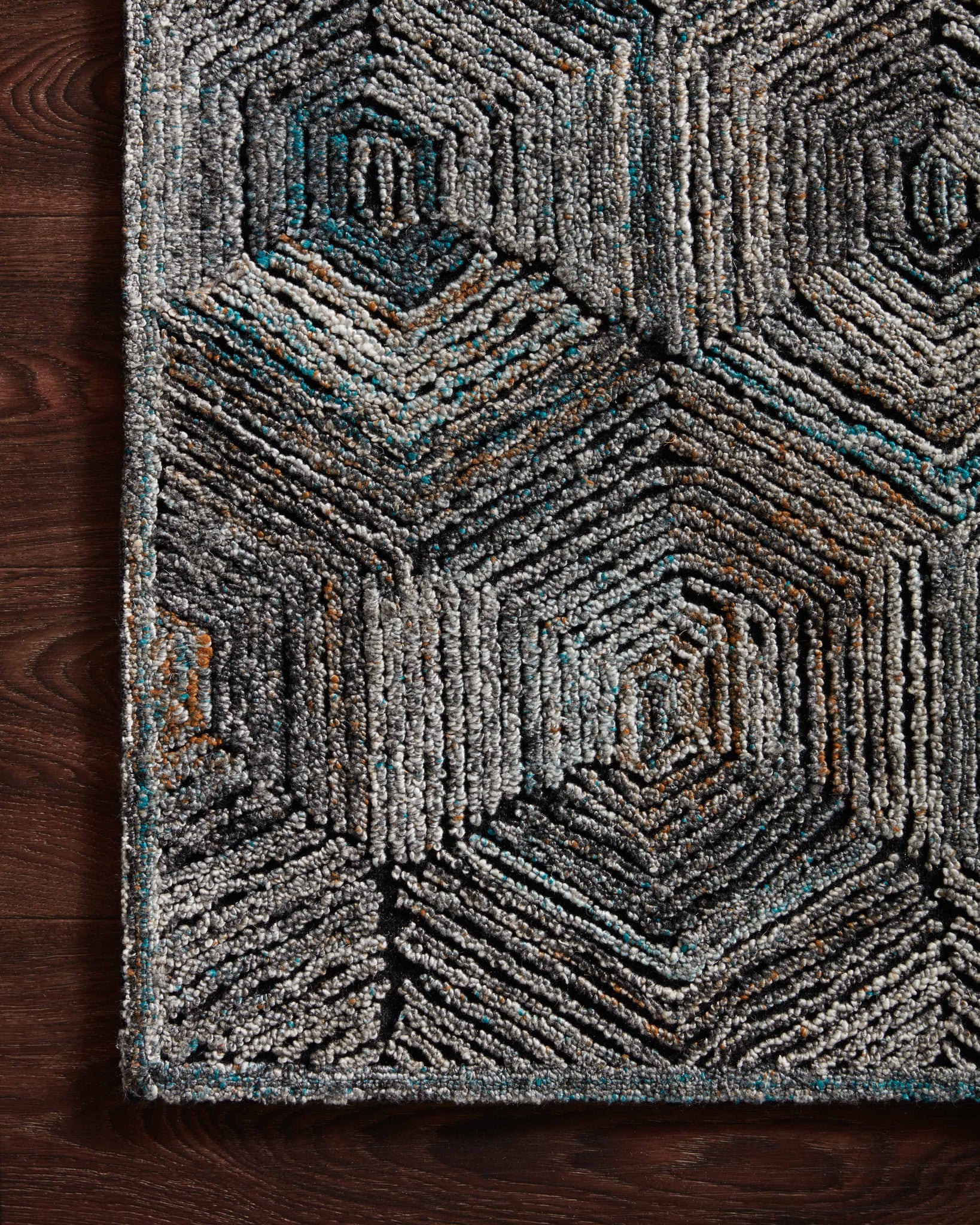 Prescott Metal shown from a different angle to reveal its pattern.