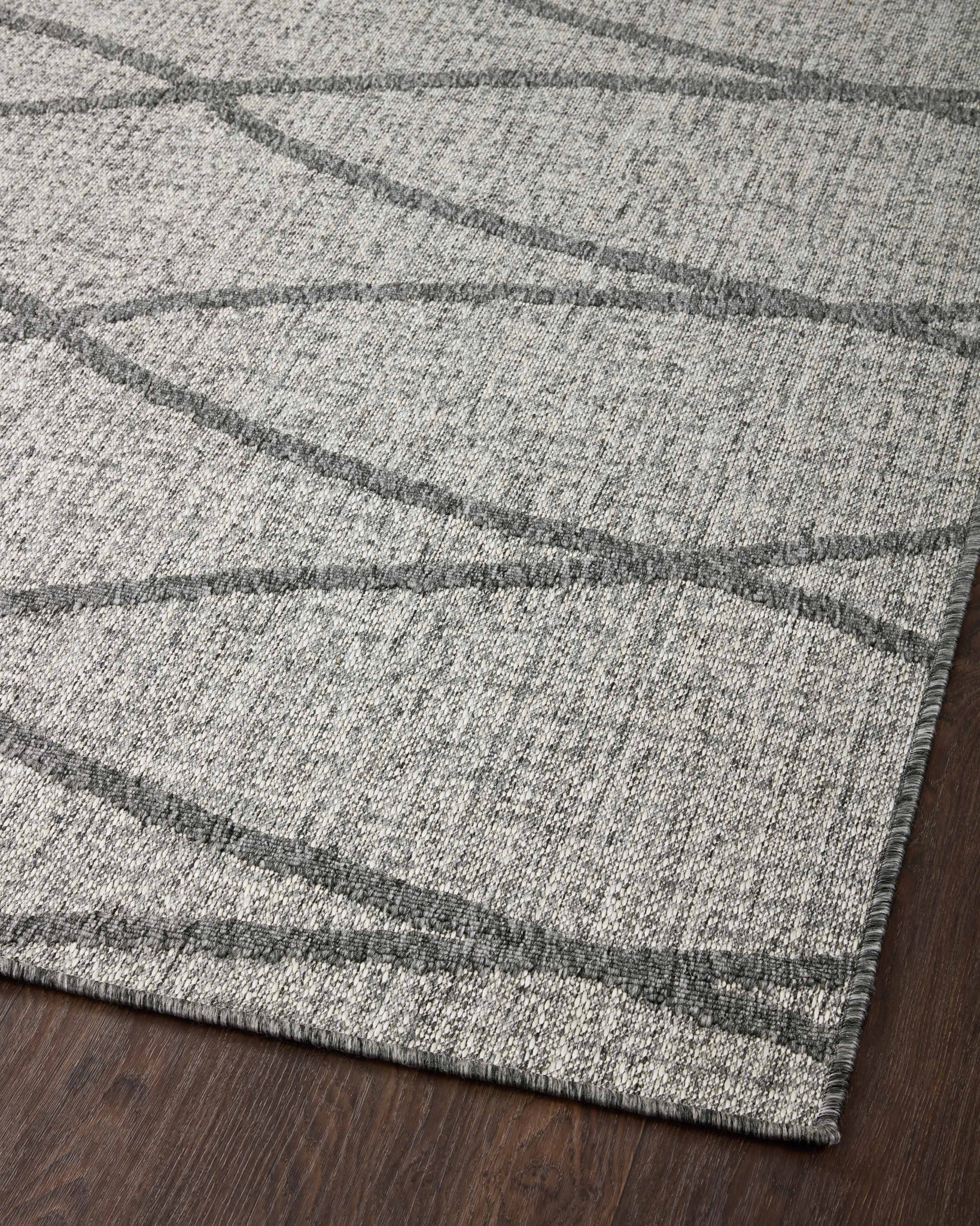 Rainier Dove / Grey shown from a different angle to reveal its pattern.