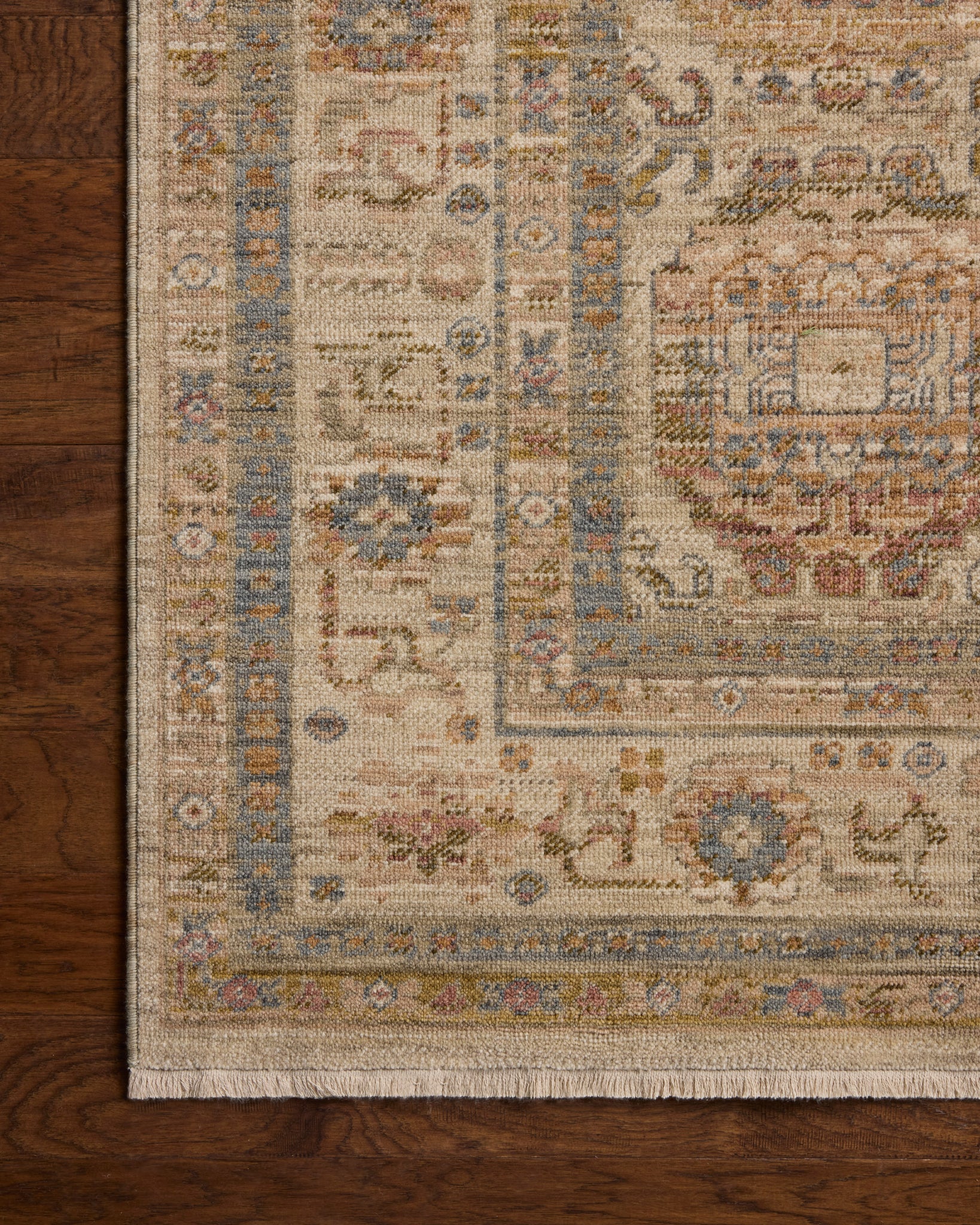 Reign Dove / Multi shown from another angle.