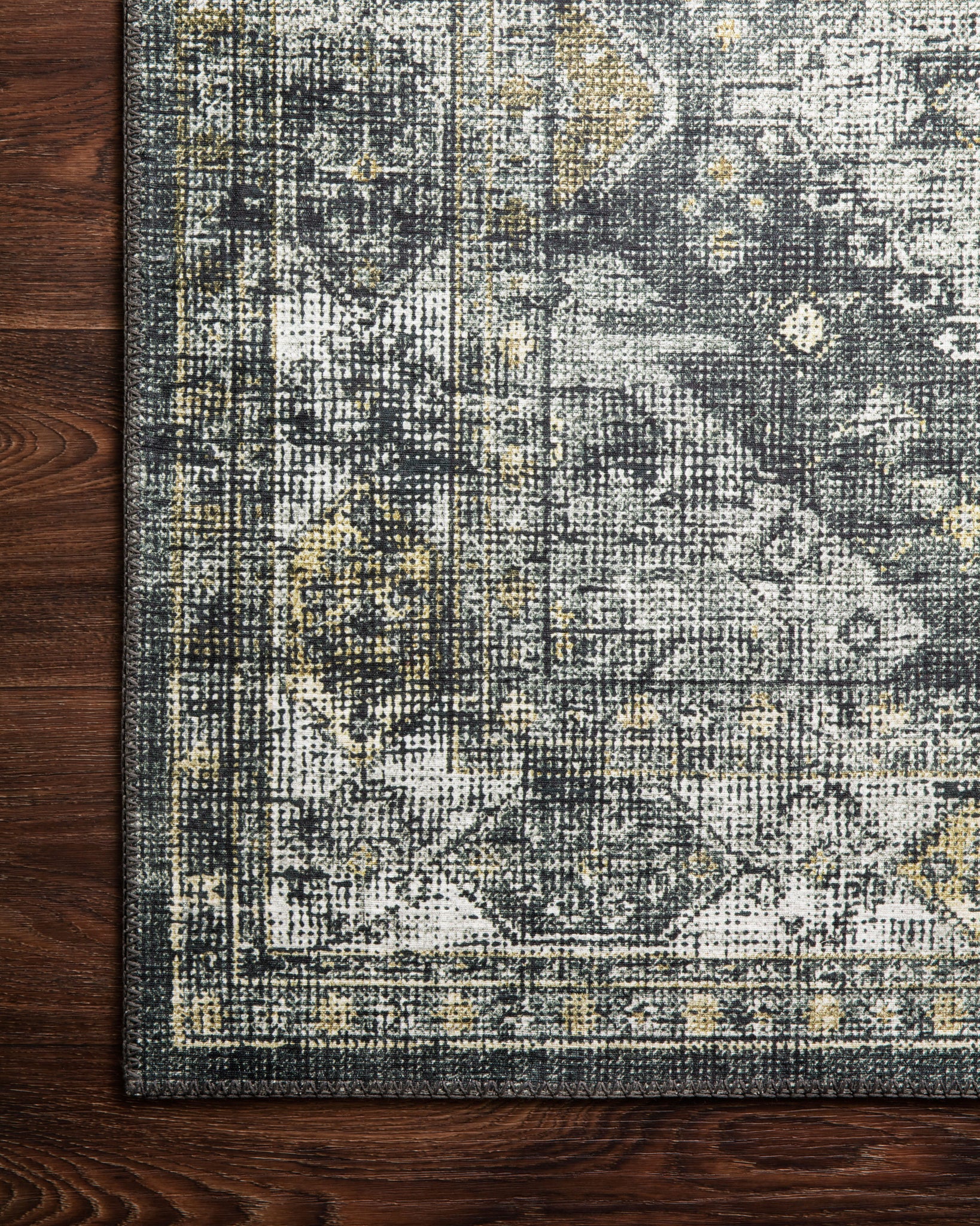 Skye Graphite / Silver shown from a different angle to reveal its pattern.