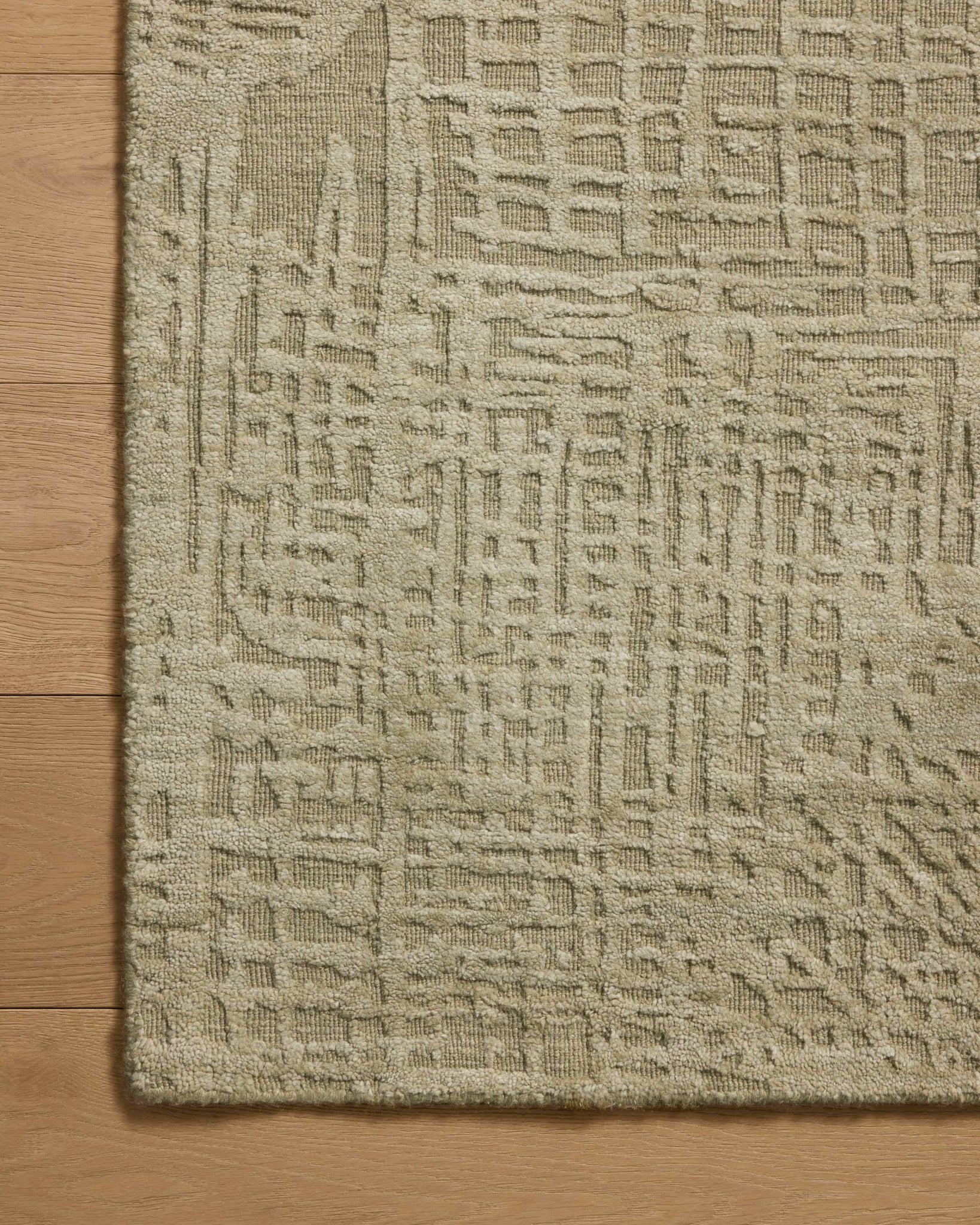 Woods Mint shown from a different angle to reveal its pattern.