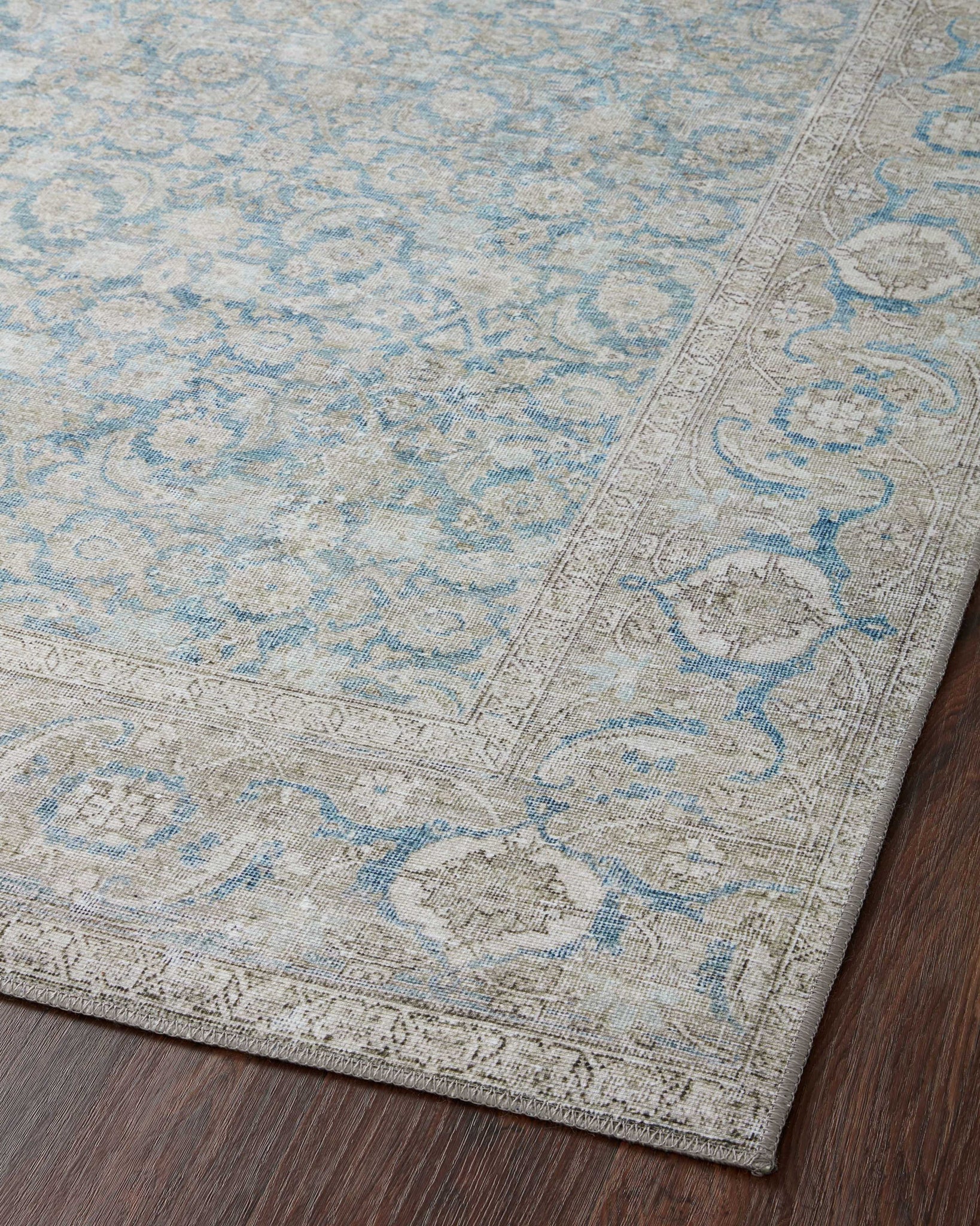 Wynter Ocean / Silver shown from another angle.