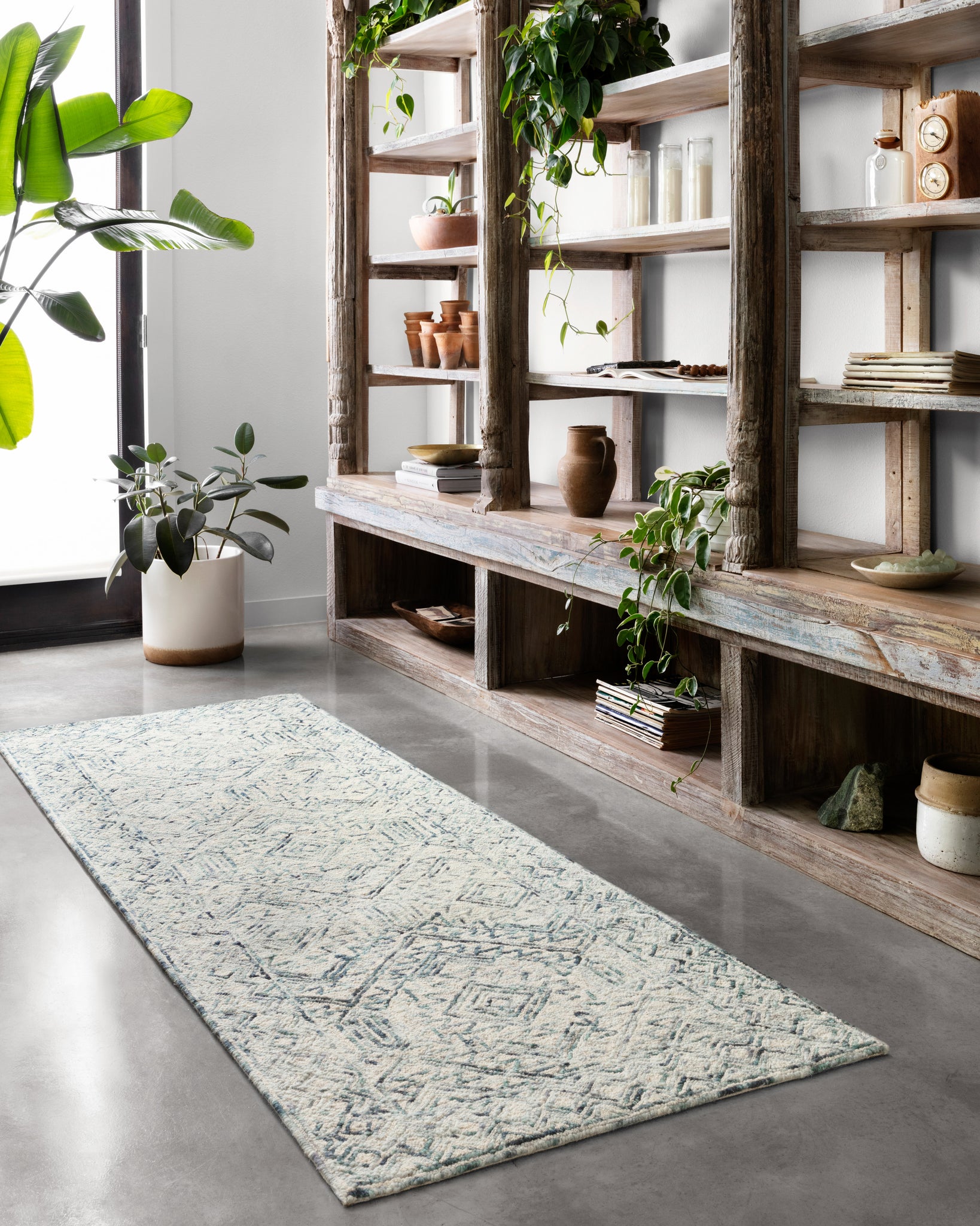 Ziva Bluestone shown from a different angle to reveal its pattern.