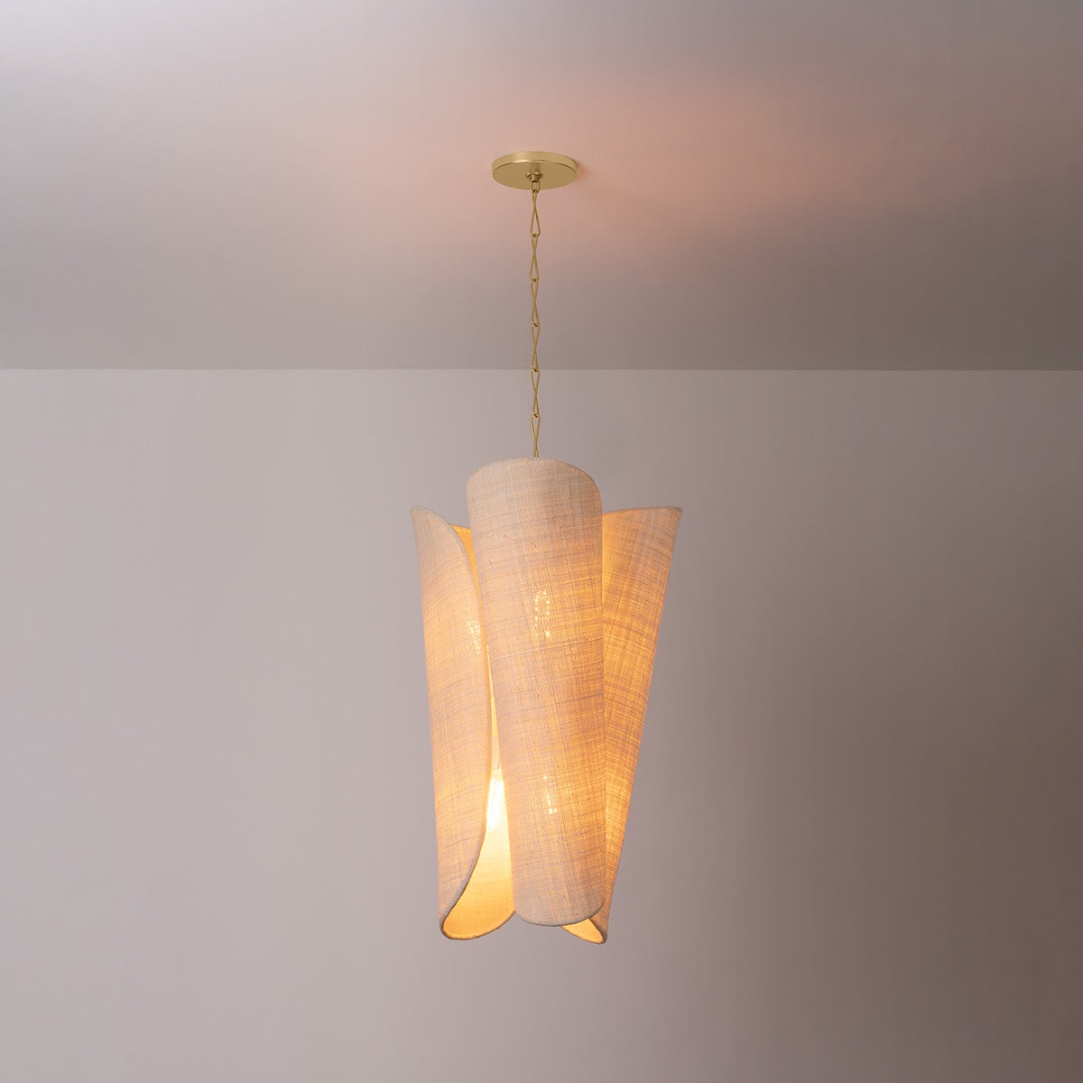 Springhill Pendant 19.75" — a Hudson Valley pendant for kitchens, entries, and dining rooms at Laurie Yapp Home.