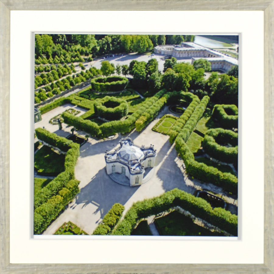 Jardin Vert Formel VIII wall art featuring an aerial view of a manicured garden with greenery.