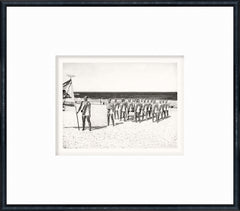 Petite photographie + bordures blanches (dimensions du cadre : 16,75 × 14,75 pouces)