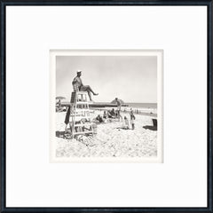 Petite photographie + bordures blanches (dimensions du cadre : 16,75 × 16,75 pouces)