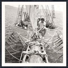 Grande photographie (Dimensions du cadre : 18,75 × 18,75 pouces)