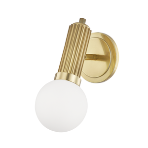 Reade Wall Sconce in Aged Brass — a Hudson Valley wall sconce for bathrooms, hallways, and living rooms at Laurie Yapp Home.