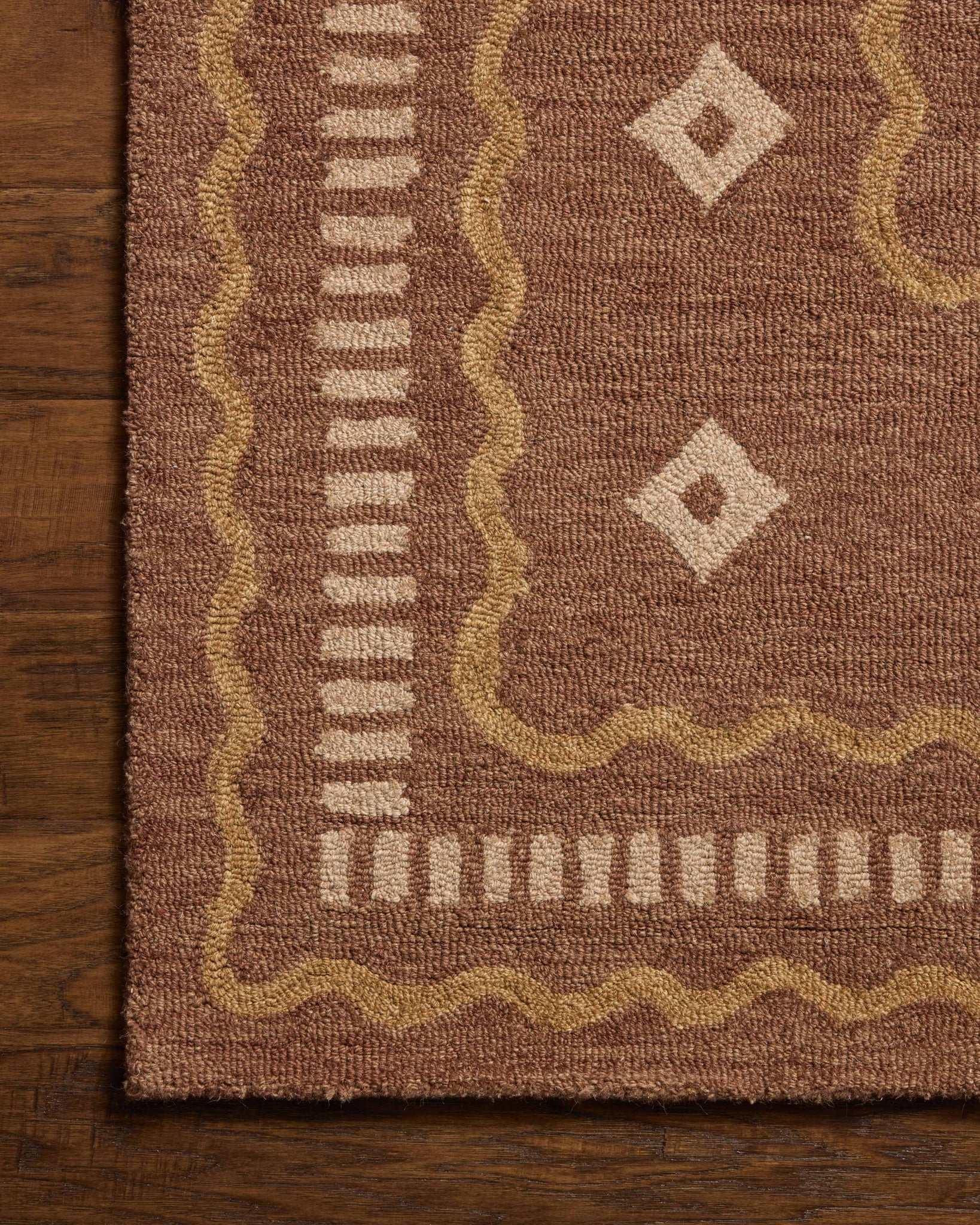Alfie Clay / Spice shown from a different angle to reveal its pattern.