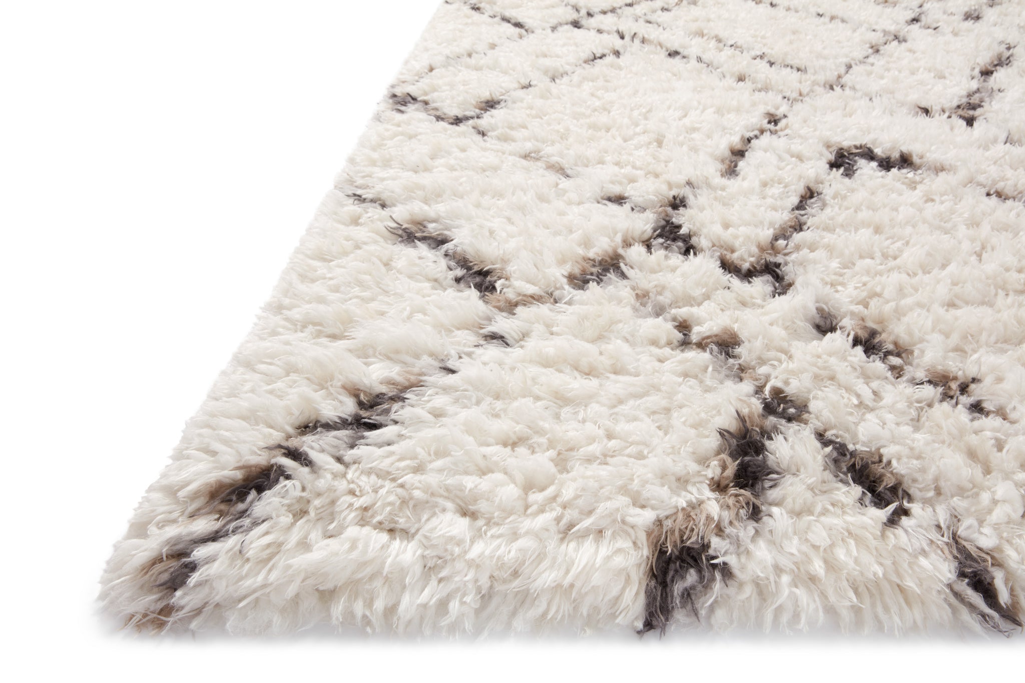 Amira Ivory / Bark shown from a different angle to reveal its pattern.