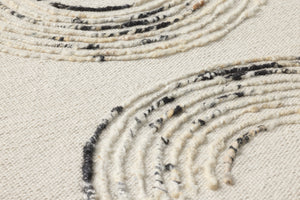 Verse Ivory / Black shown from a different angle to reveal its pattern.