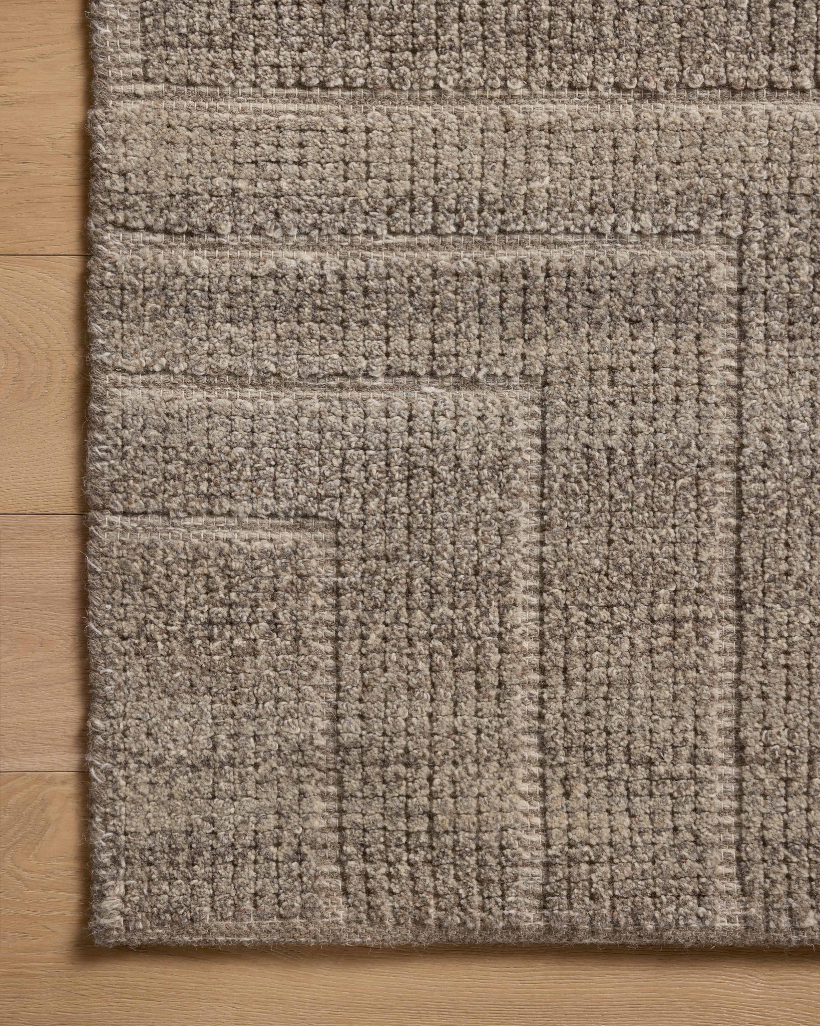 Asha Bark shown from a different angle to reveal its pattern.