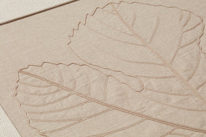 Side view of the Miss Maple Natural / Beige artwork.