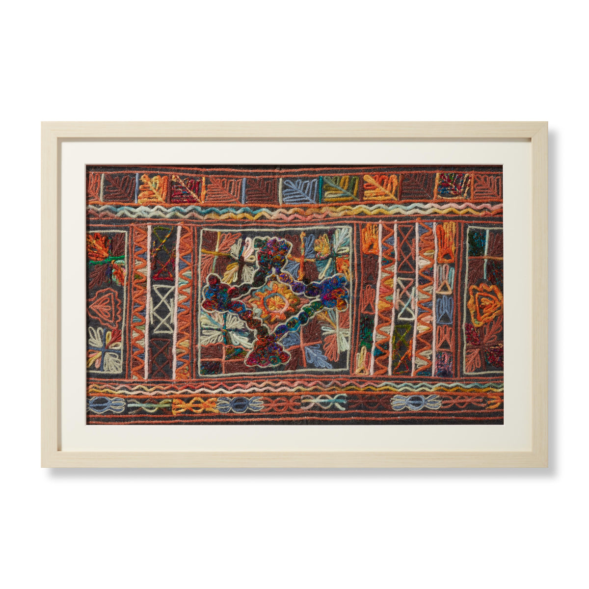 Ravi Green / Multi — a Loloi artwork at Laurie Yapp Home.