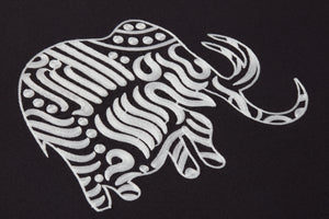 Side view of the Giwa Black / Ivory artwork.