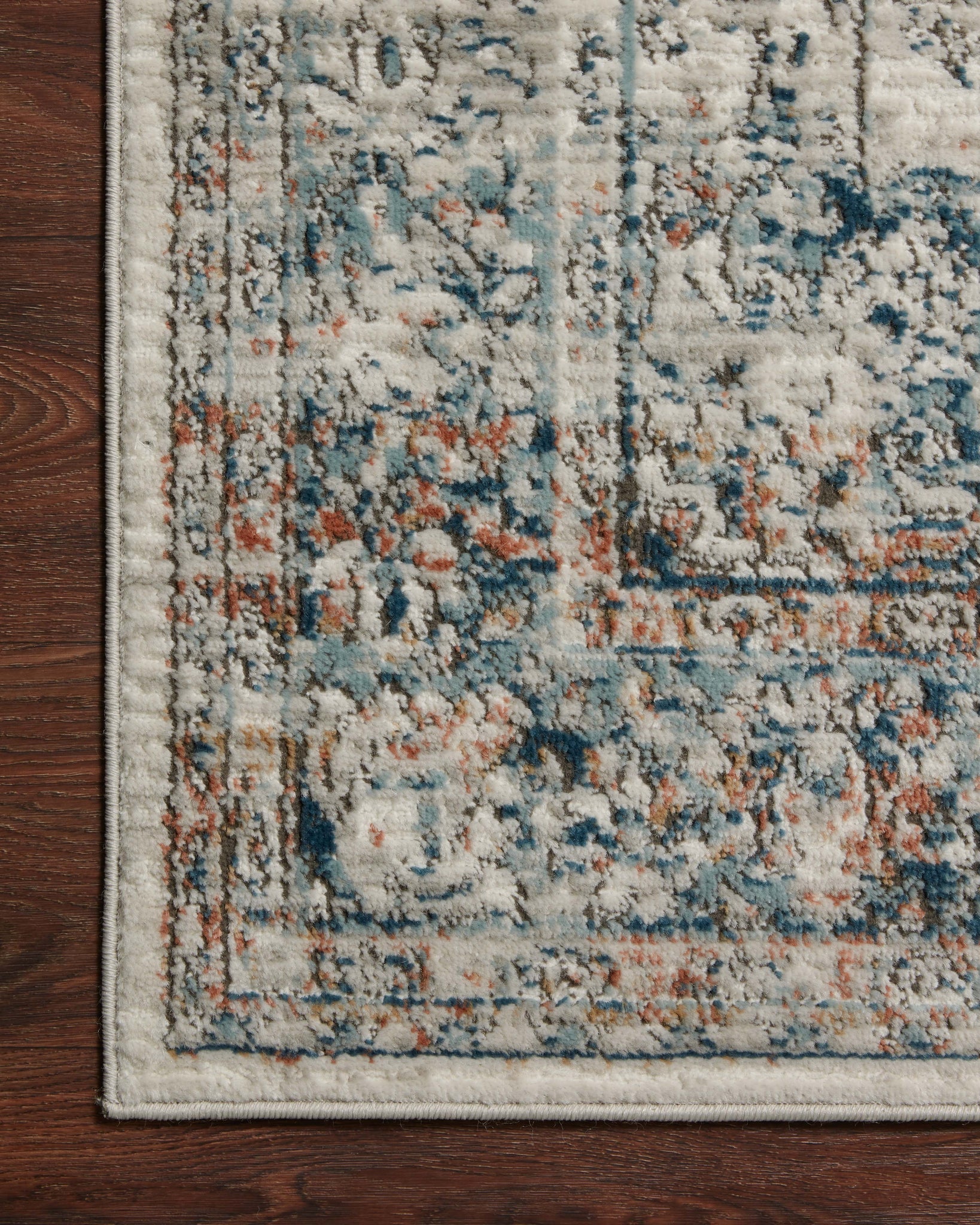 Close-up detail of the Bianca Ivory / Ocean showing its pile and weave.