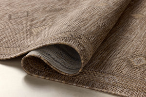 Birch Natural / Sand shown from another angle.