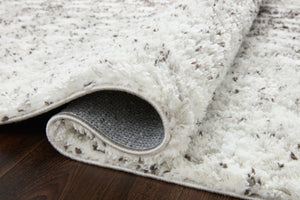 Close-up detail of the Bliss Shag Grey / White (Pattern 1) showing its pile and weave.