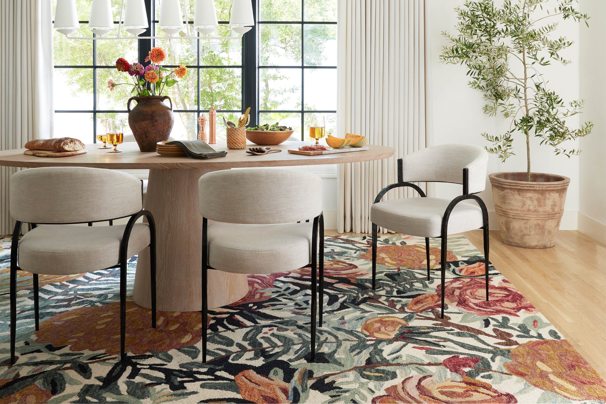 Belladonna Ivory / Lagoon shown from a different angle to reveal its pattern.