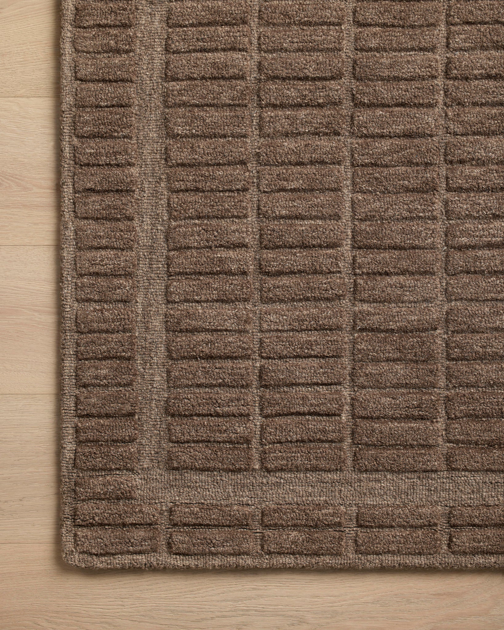 Bradley Cocoa / Cocoa shown from a different angle to reveal its pattern.