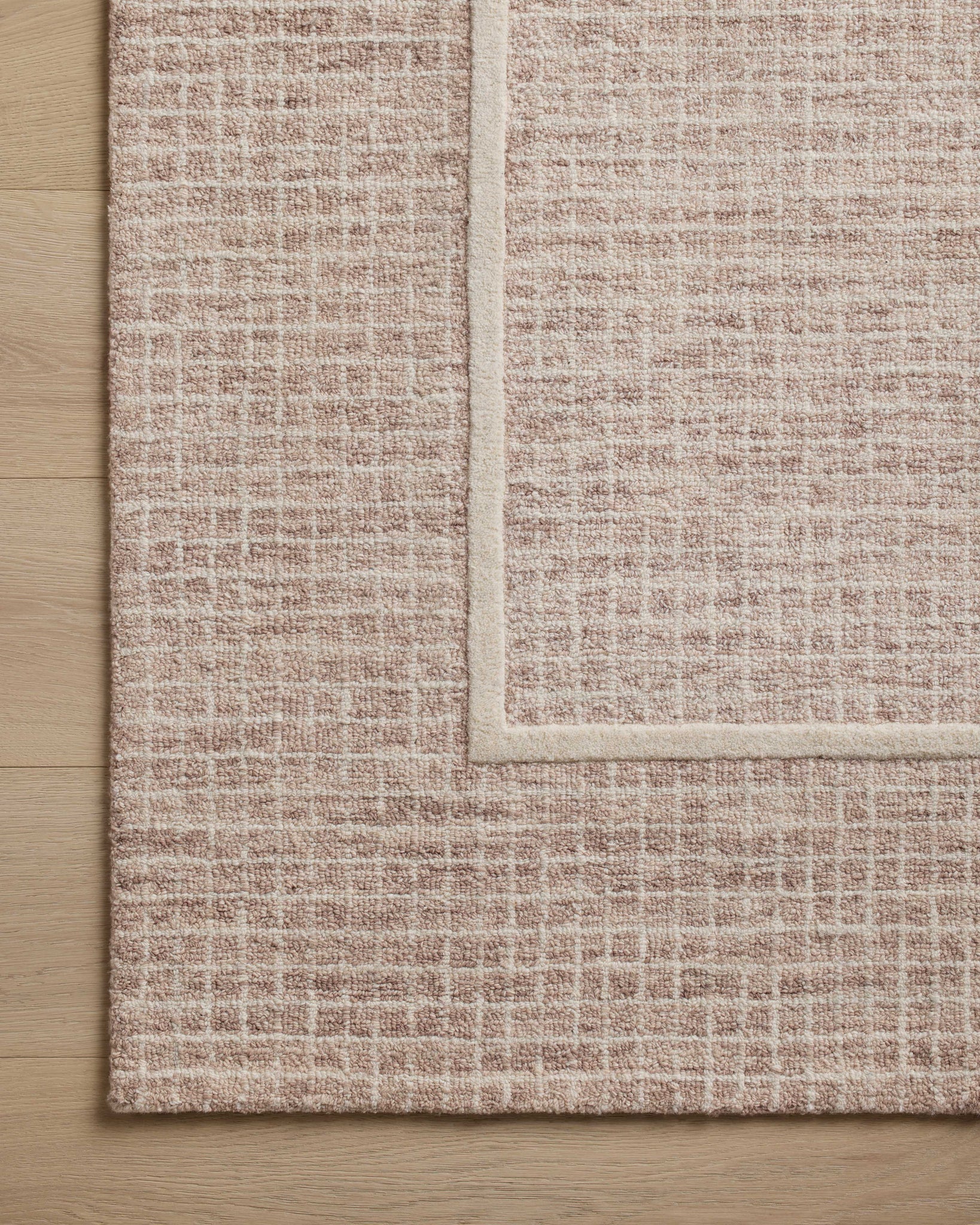 Briggs Blush / Ivory shown from a different angle to reveal its pattern.
