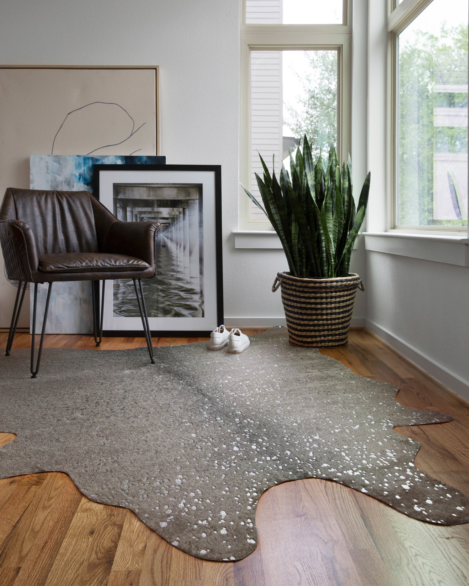 Bryce Graphite / Silver — a Loloi rug at Laurie Yapp Home.