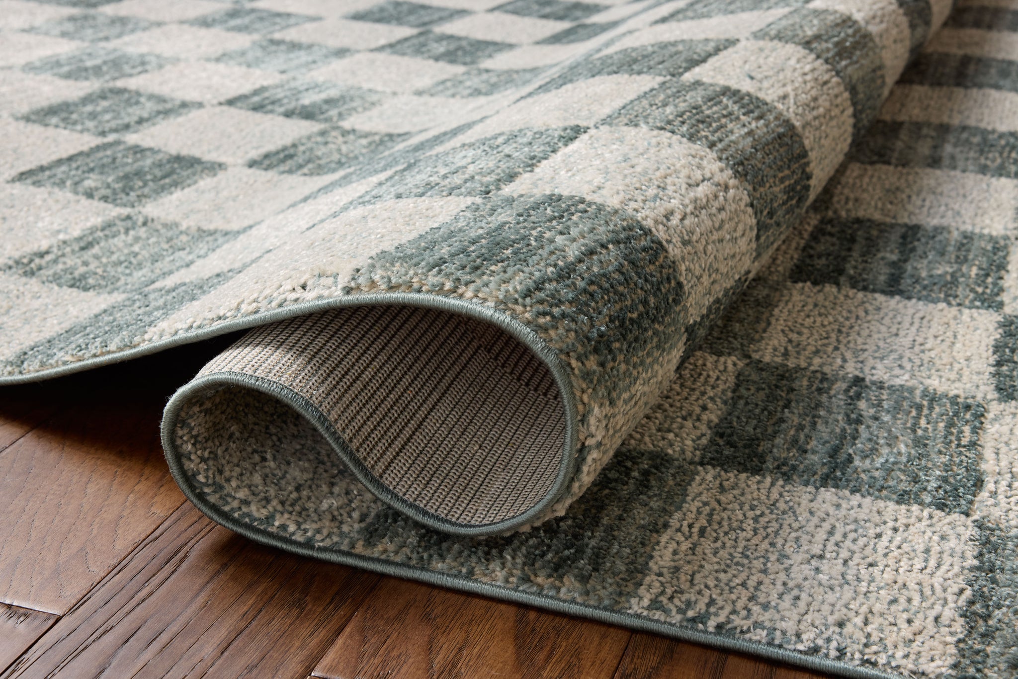 Calvin Blue / Ivory shown from a different angle to reveal its pattern.