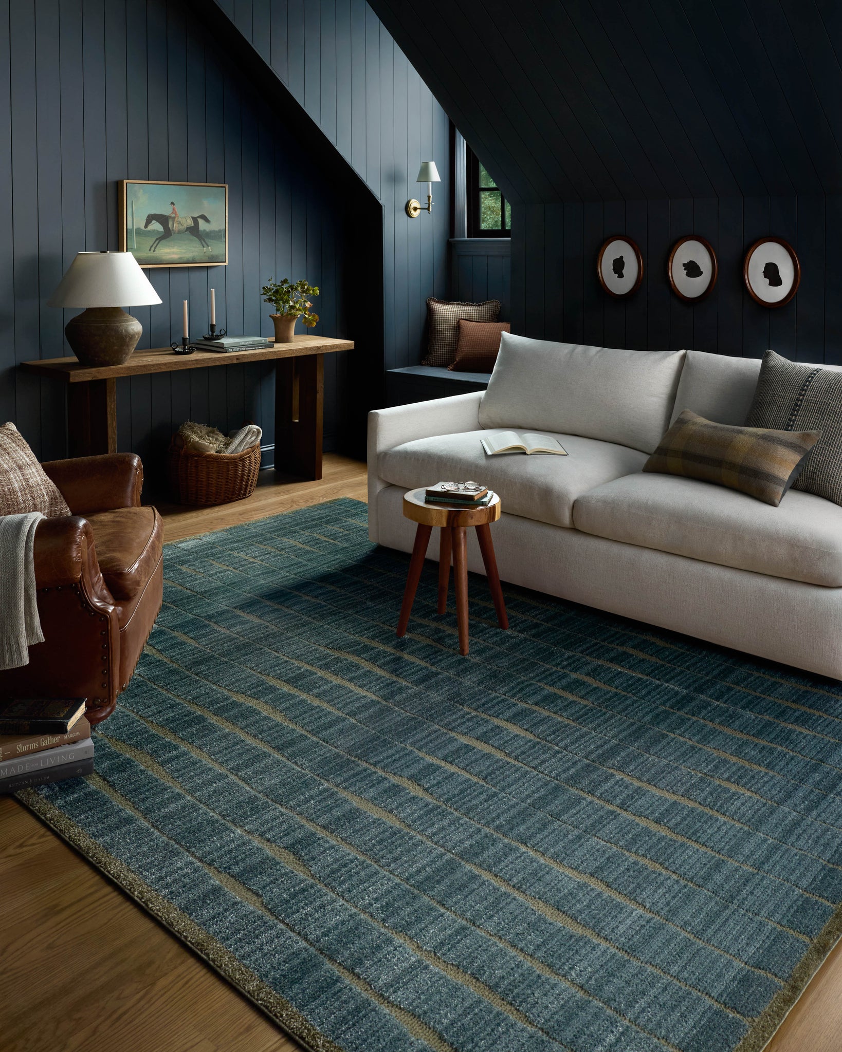 Calvin Ocean / Olive shown from another angle.