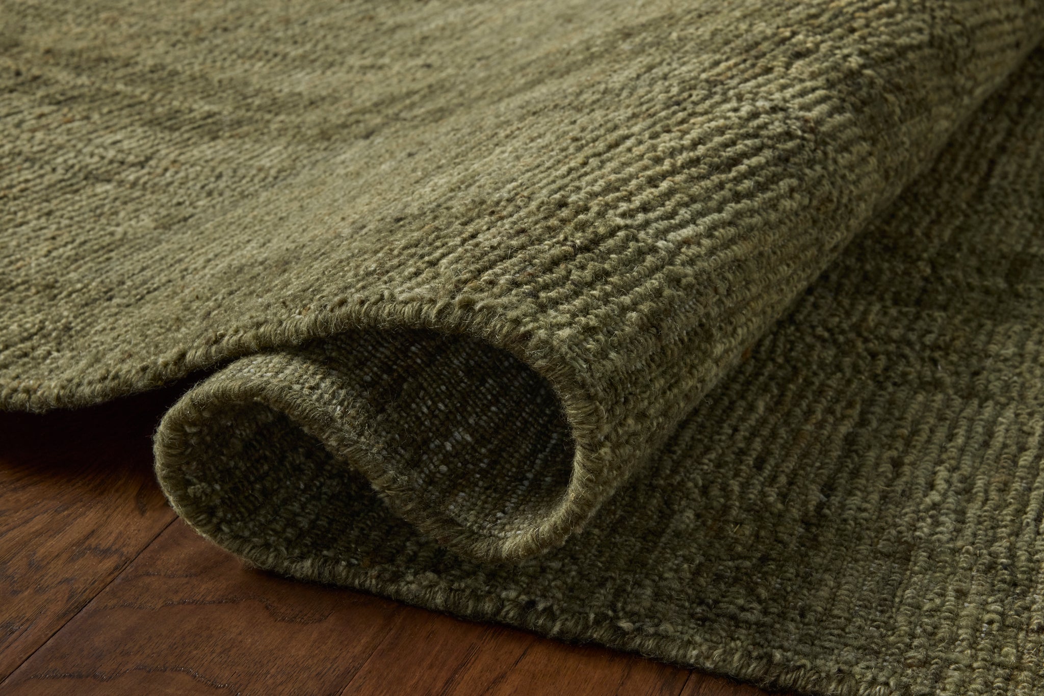 Declan Olive shown from a different angle to reveal its pattern.