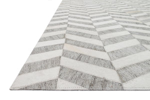 Side view of the Dorado Grey / Ivory rug.
