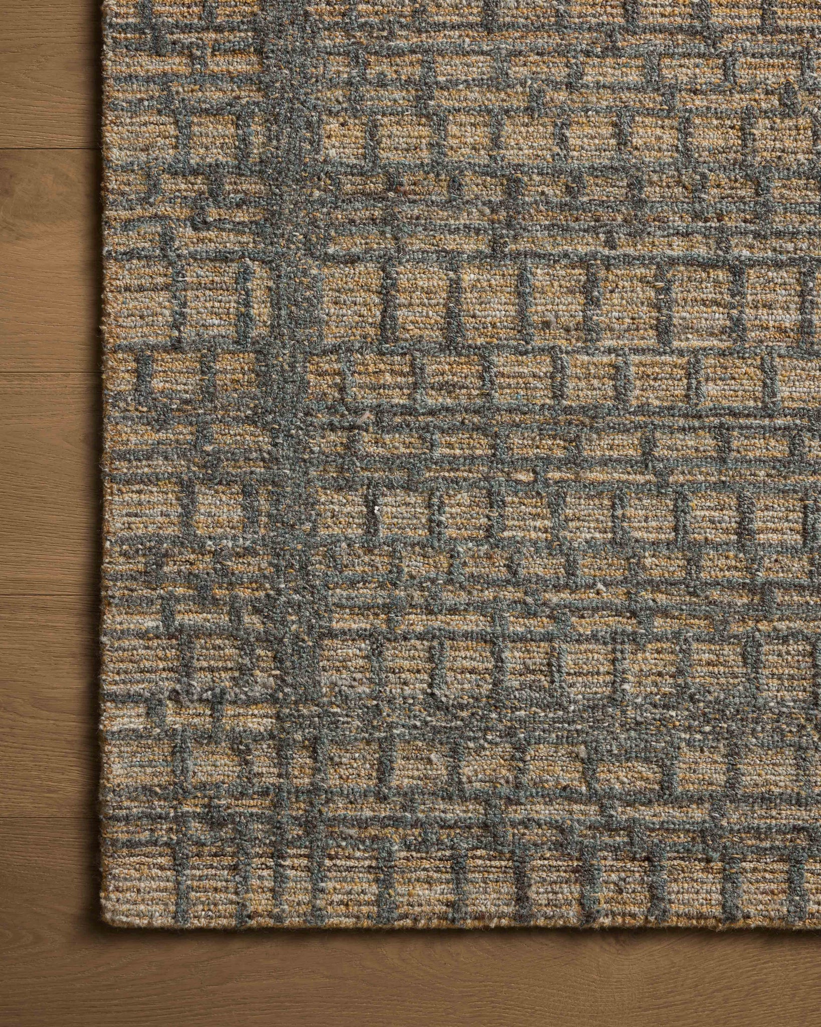 Elias Wheat / Charcoal shown from a different angle to reveal its pattern.