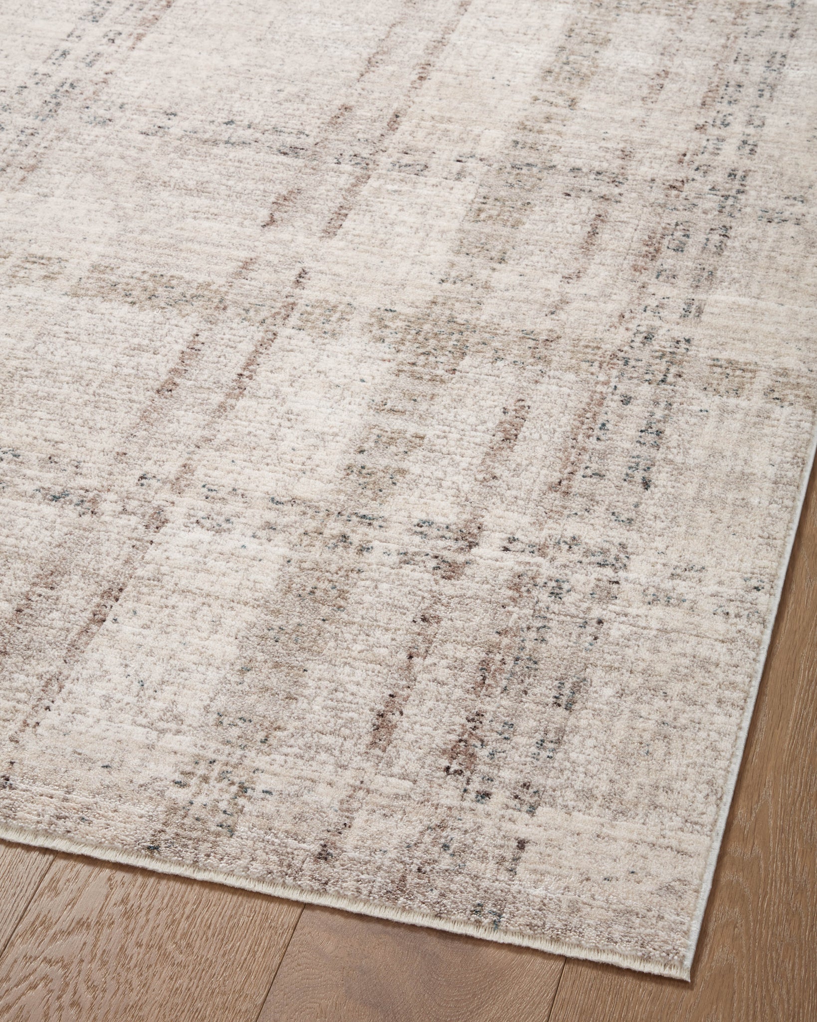Ember Ivory / Multi shown from a different angle to reveal its pattern.