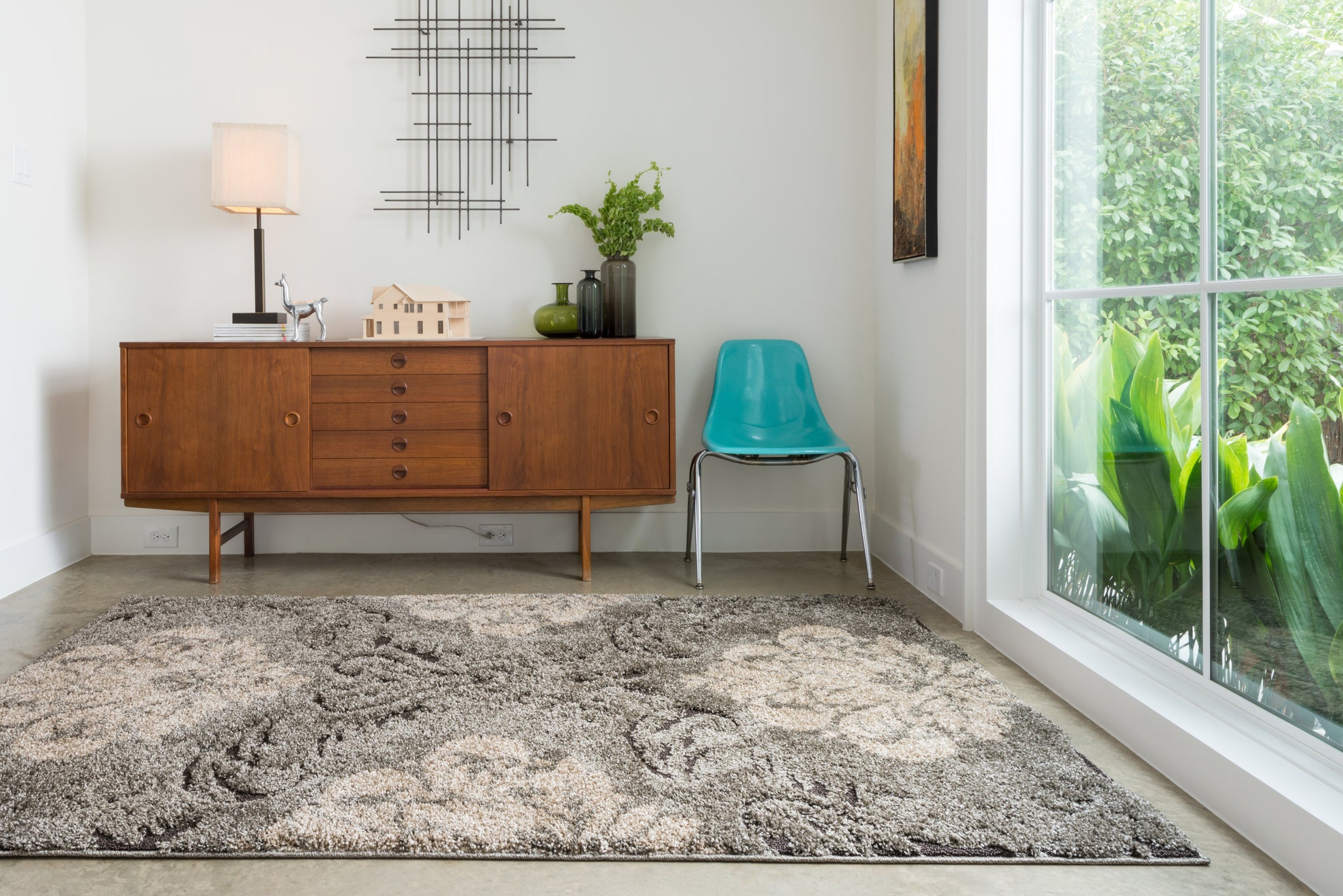 Enchant Smoke / Beige shown from a different angle to reveal its pattern.