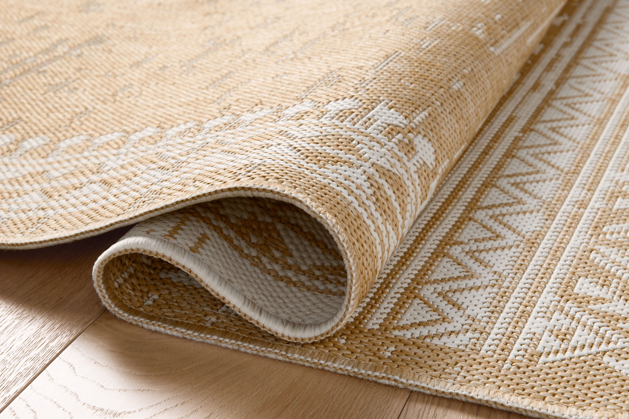 Easton Ivory / Wheat shown from a different angle to reveal its pattern.