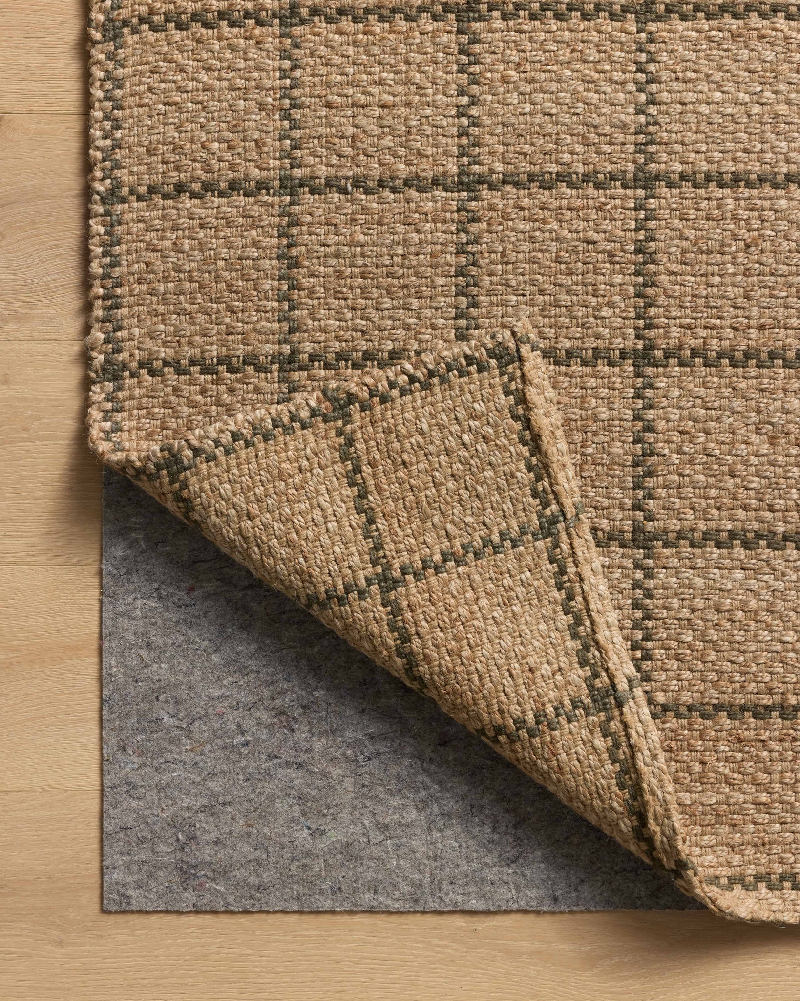 Fletcher Natural / Olive shown from a different angle to reveal its pattern.