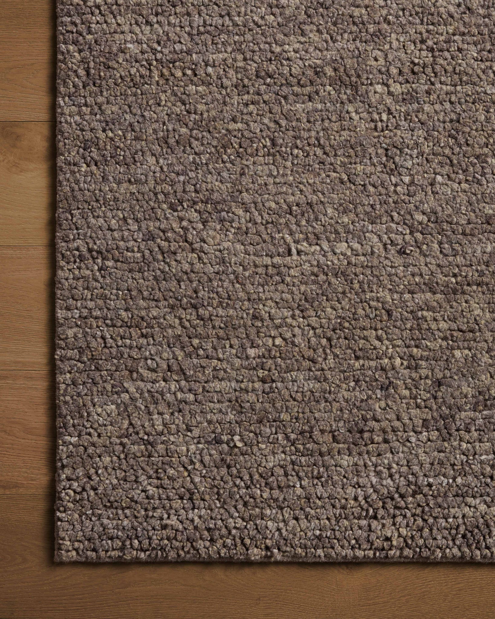 Frida Graphite shown from a different angle to reveal its pattern.