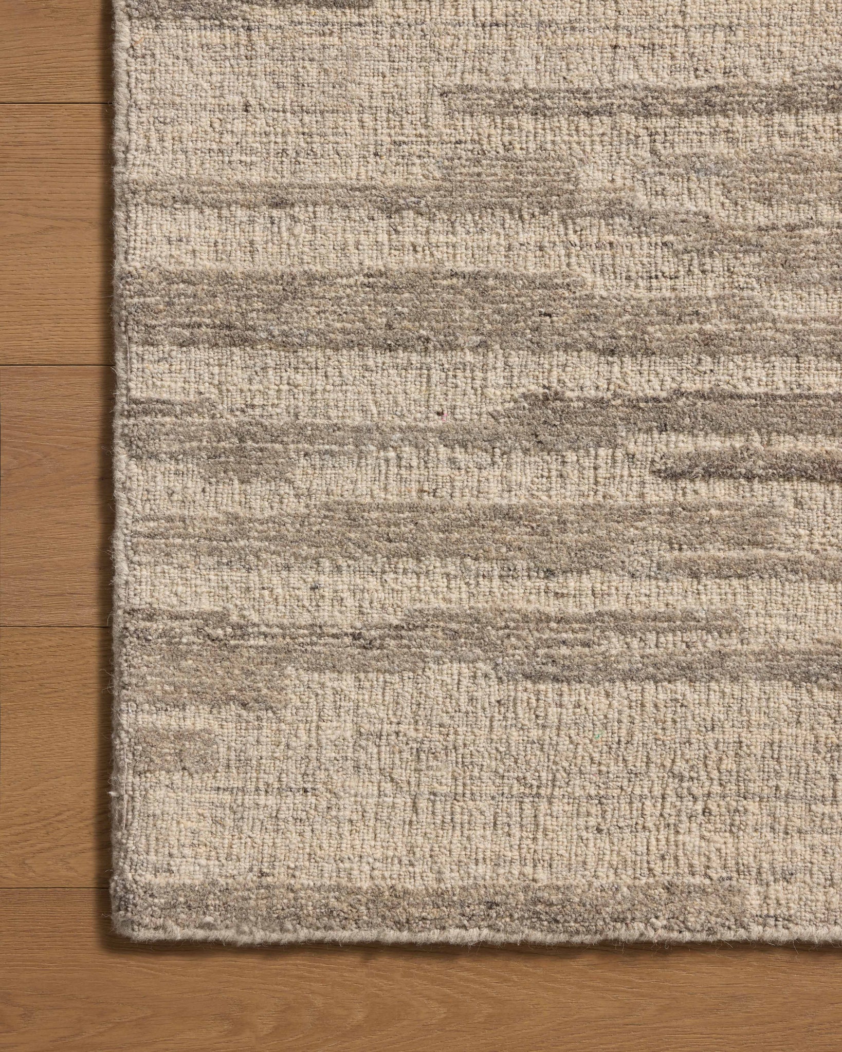 Hartley Silver / Grey shown from a different angle to reveal its pattern.