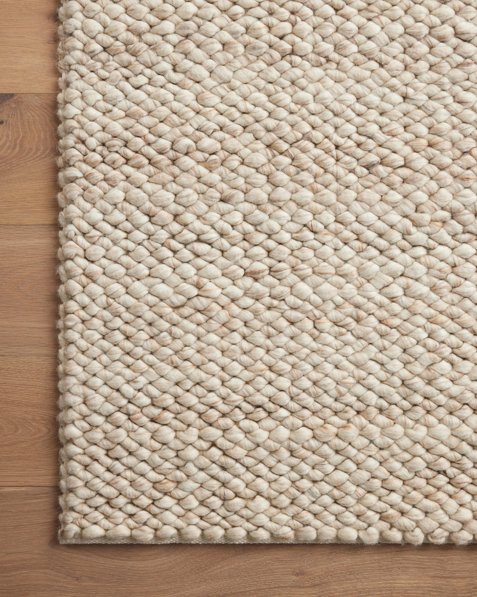 Hendrick Natural shown from a different angle to reveal its pattern.