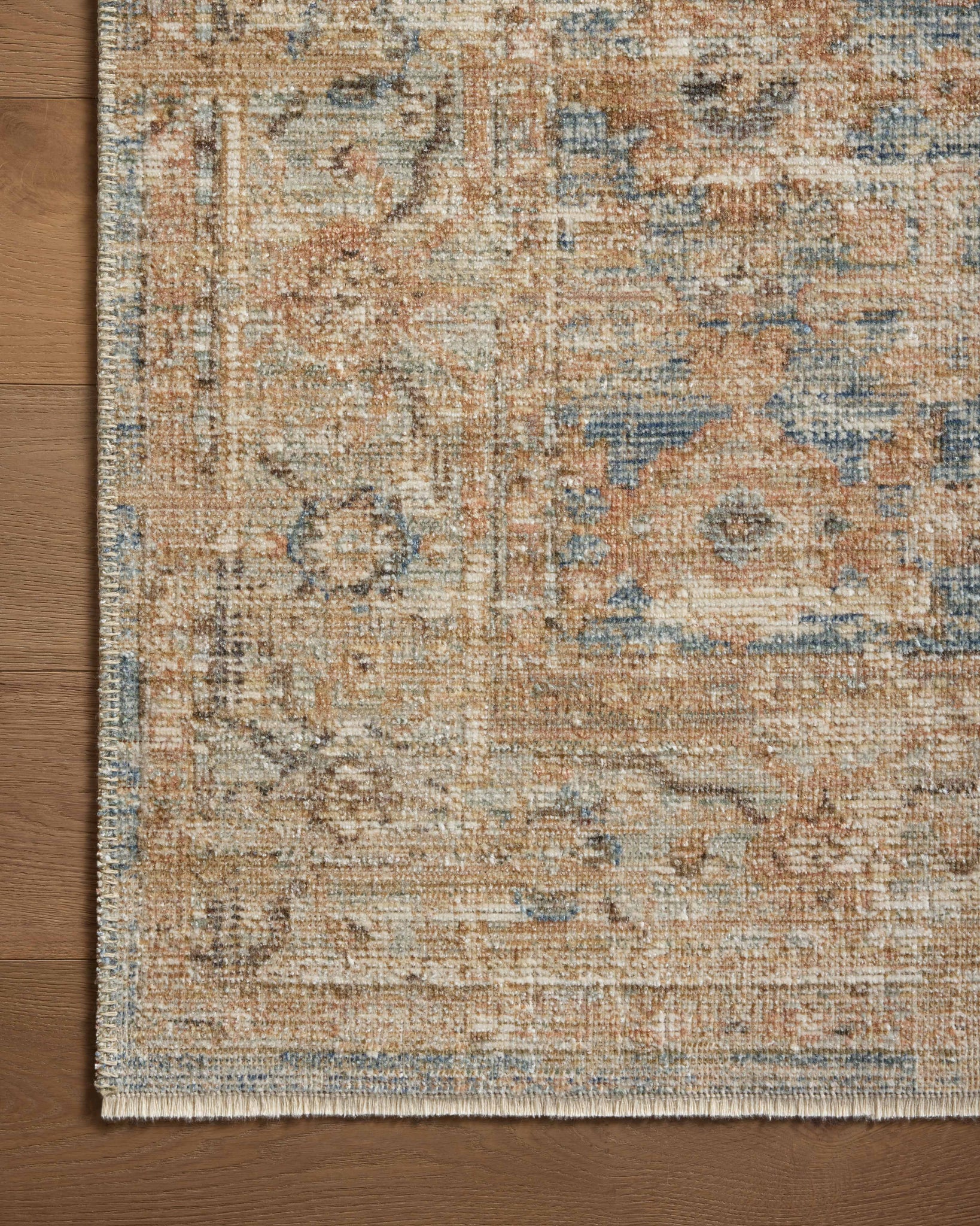 Heritage Ocean / Sand shown from a different angle to reveal its pattern.
