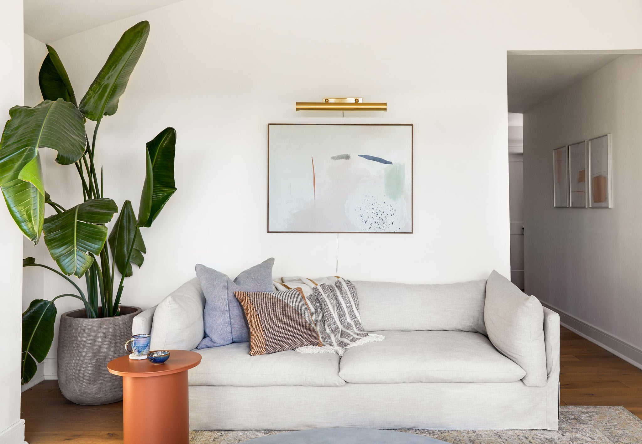 Holly Plug-In Picture Light 24.25" - Lifestyle [HL263203-AGB]
