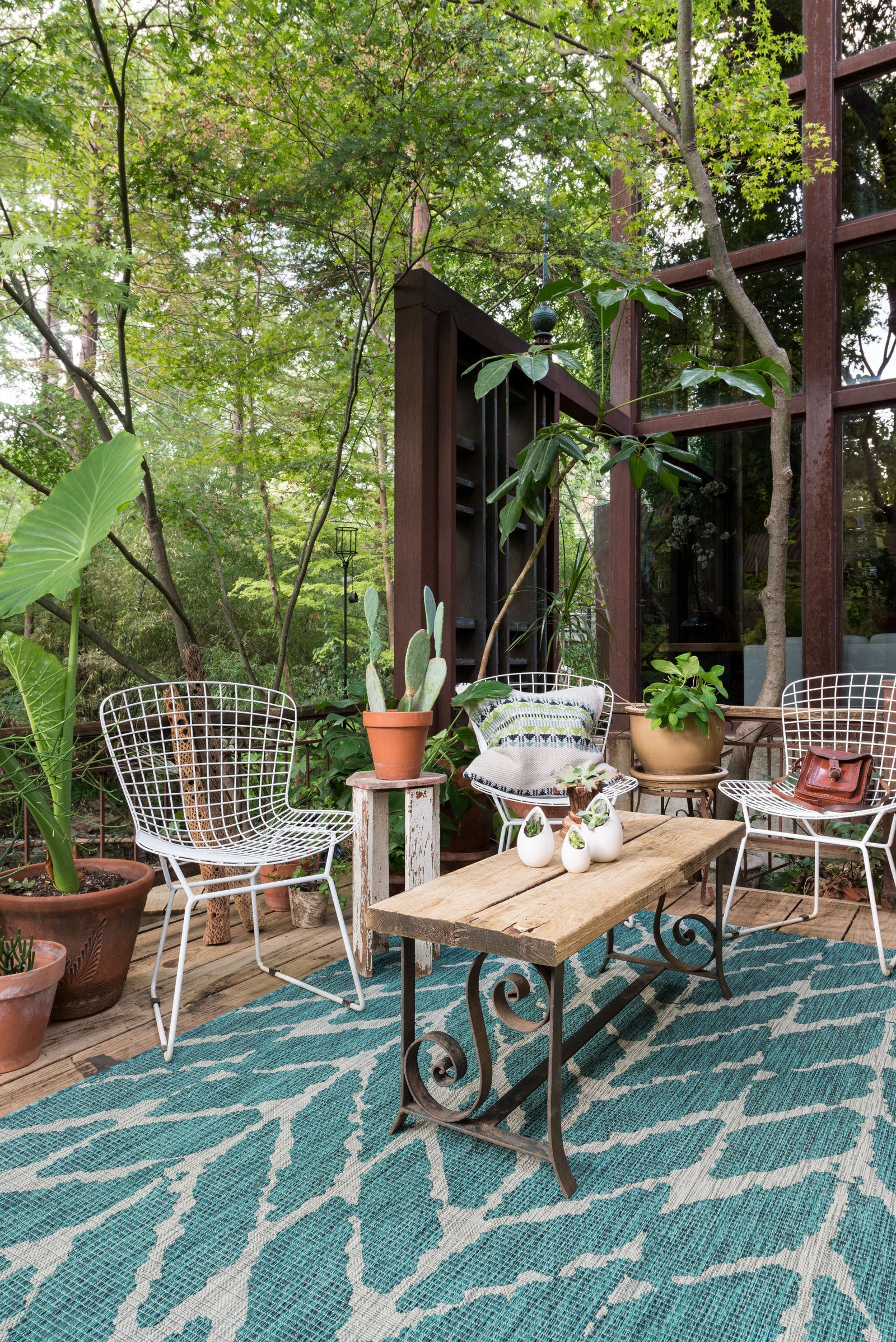 Isle Teal / Grey — a Loloi rug at Laurie Yapp Home.