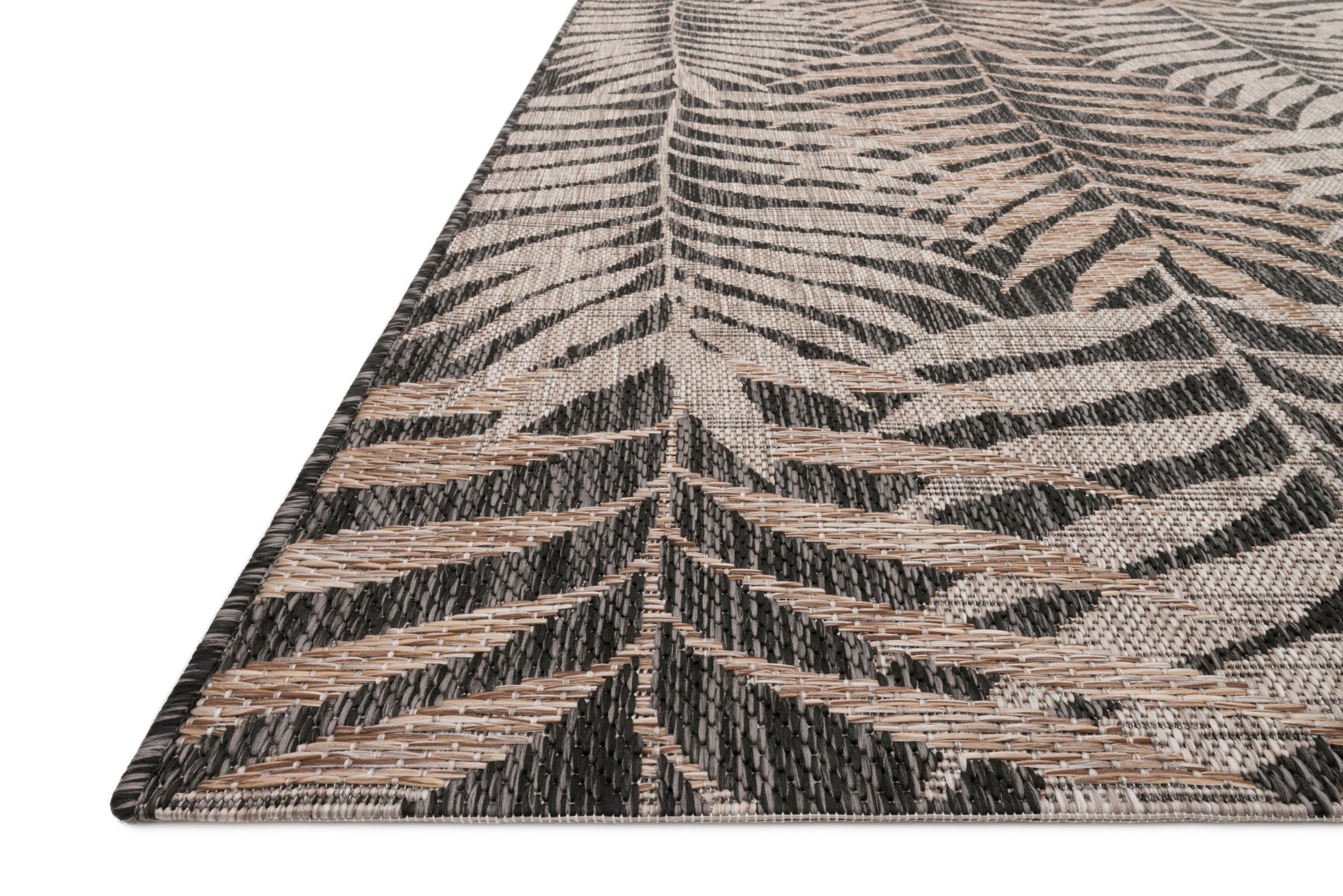 Isle Natural / Black shown from another angle.