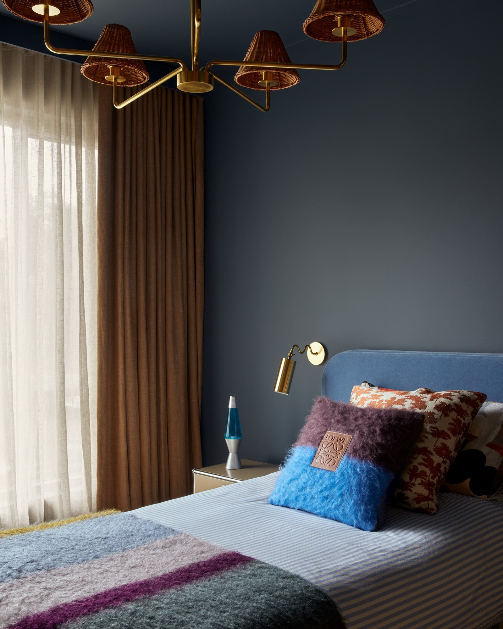 Bea Wall Sconce - Lifestyle [H742101-AGB]