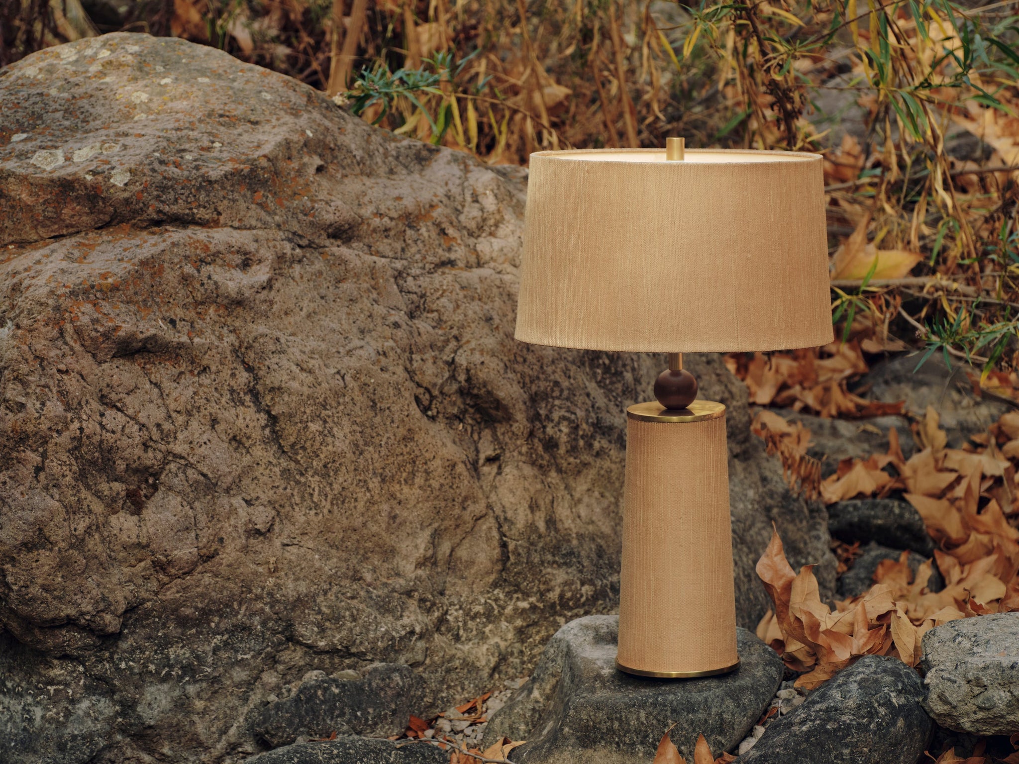 January Table Lamp - Lifestyle [HL1037201-AGB]