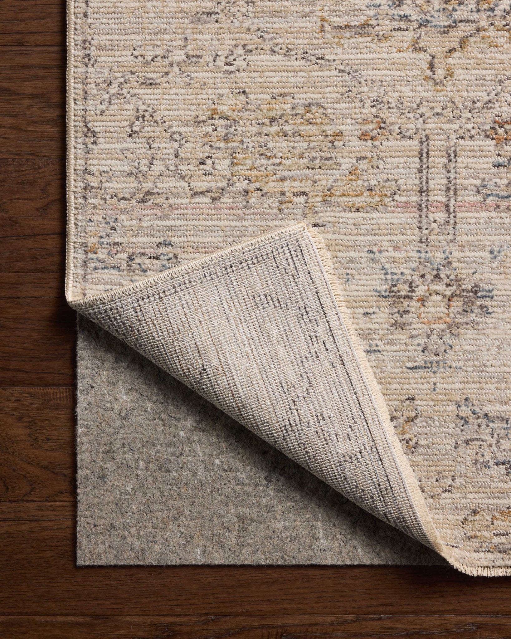 Milena Ivory / Granite shown from another angle.